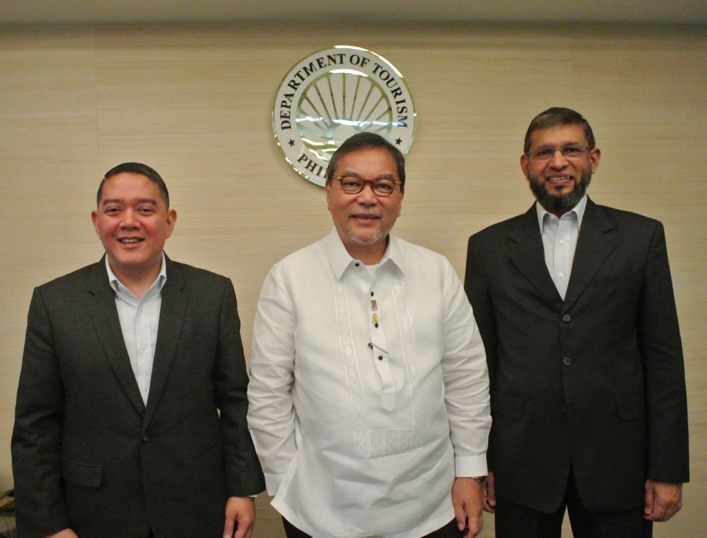 From left: Art Boncato, Jr, Assistant Secretary at Philippine Department of Tourism , Ramon R. Jimenez Jr, Secretary at Philippine Department of Tourism and Fazal Bahardeen,CEO of CrescentRating.